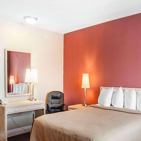Quality Hotel Fallsview Cascade Ніагара-Фоллс Екстер'єр фото